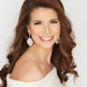 Meet your Posher, Emee